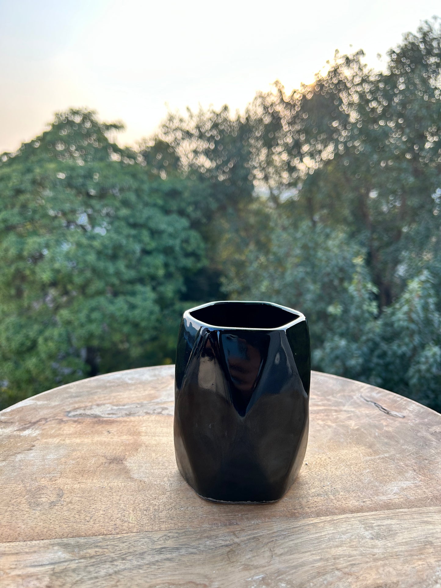 Geometric Pattern- Black Essential bathroom Set