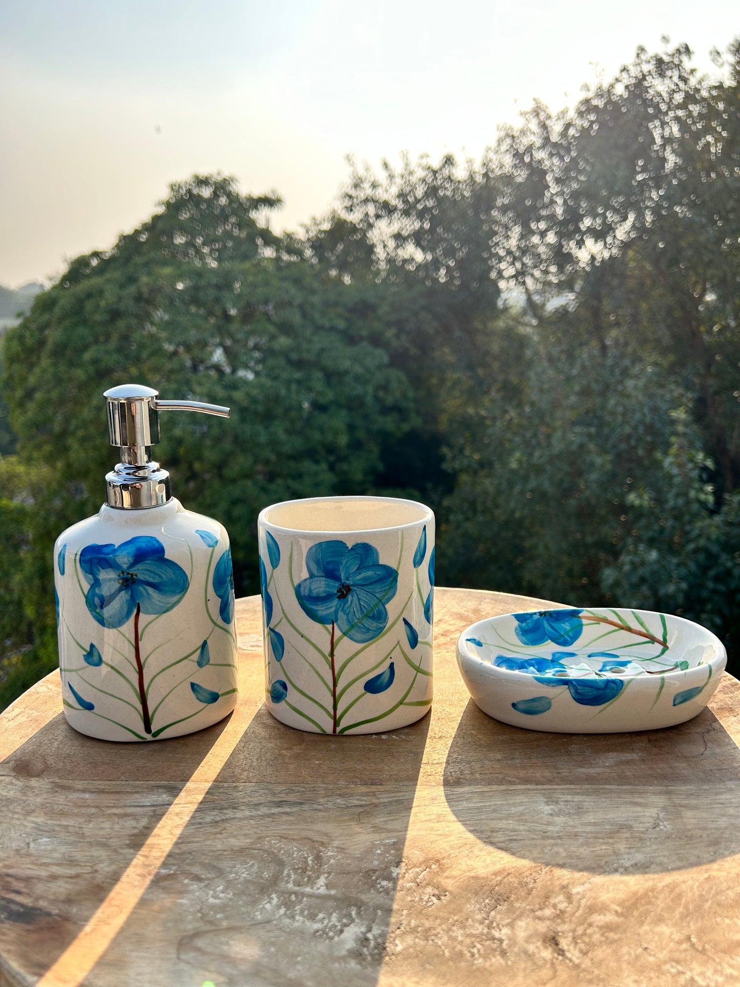 Hand painted- Blue Essential bathroom Set