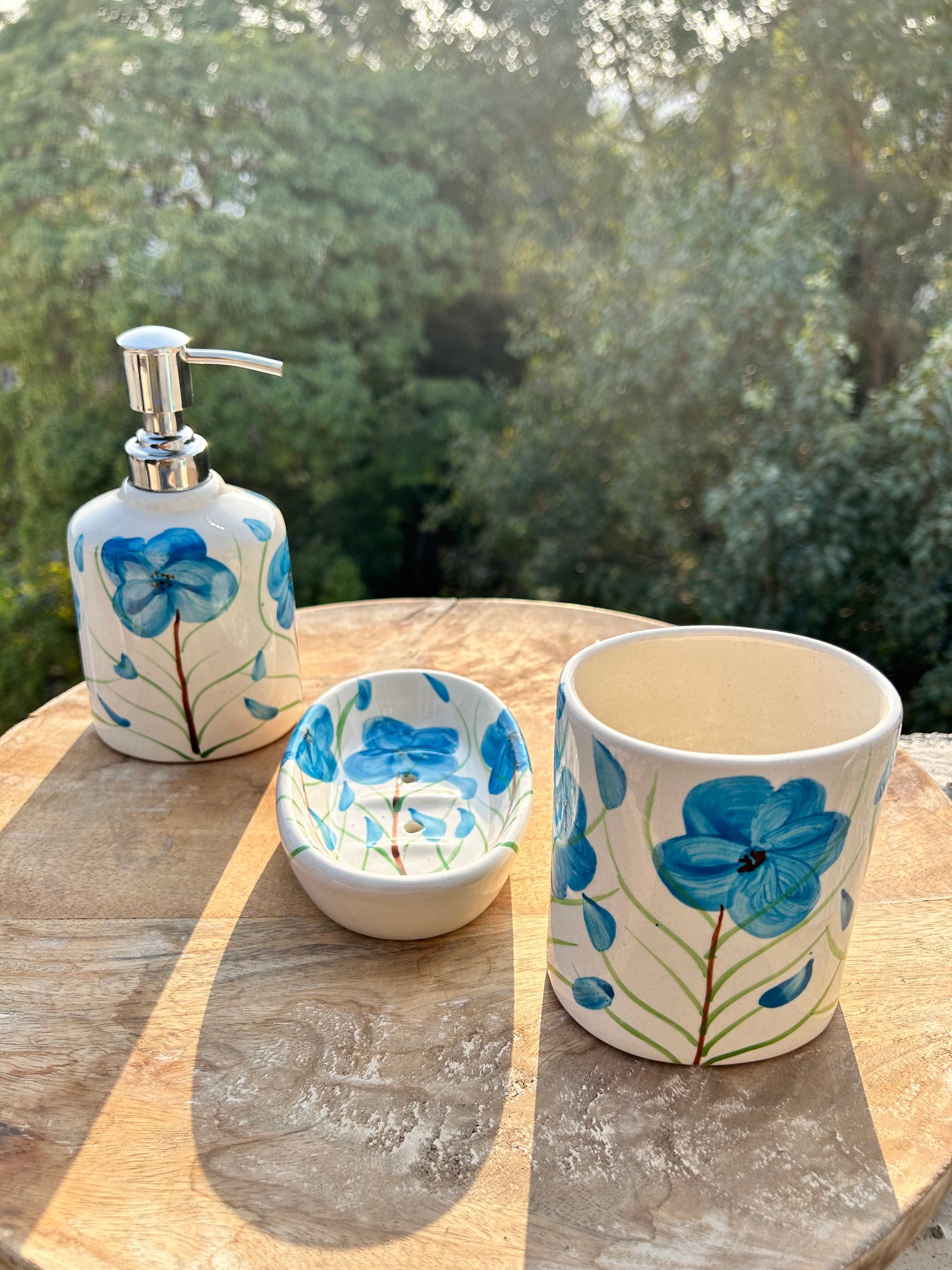 Hand painted- Blue Essential bathroom Set