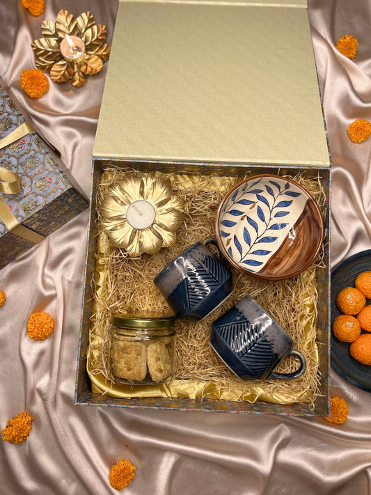 Blue Leafy Aesthetic Hamper