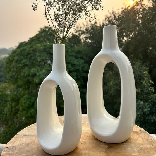 Hollow Vase White