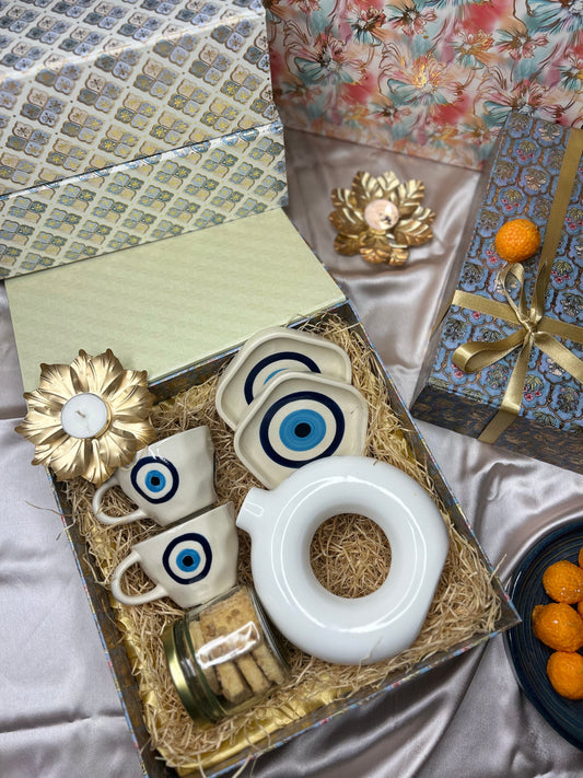 Eye Spy cups Hamper